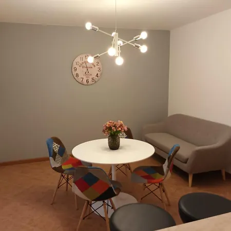 Apartment Leo