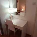Leo Lägenhet *